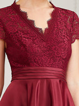ever HARLEY|Romantic V-neck Lace Bodice Wedding Guest Dress with Pockets