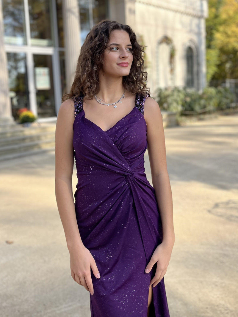 ever NOIRE|Glitter V-Neck High Slit Sequin Shoulder Strap Evening Dress