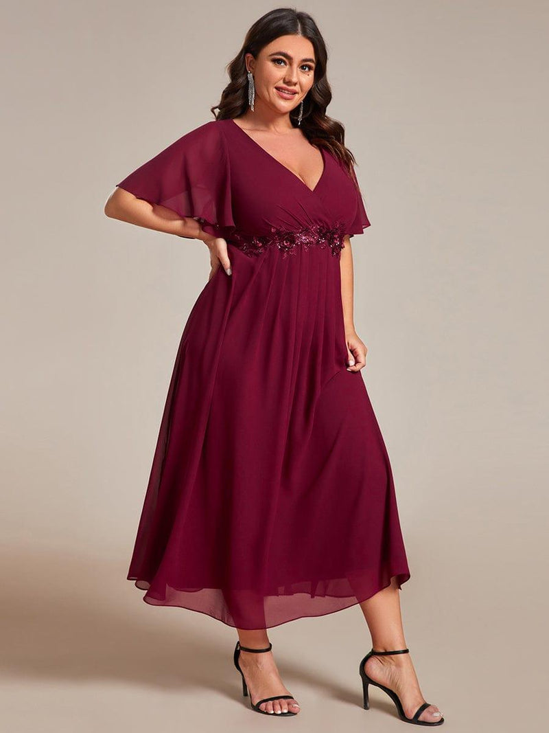 pretty DAHLIA|Plus Size Elegant Short Sleeves V-Neck Floral Applique Wedding Guest Dress