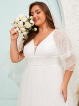 LUSARA'S BRIDE|Dreamy Plus Size V-Neck Lace Short Sleeves Tulle Wedding Dresses