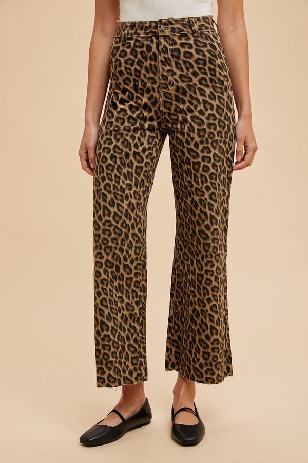 Stretch cropped denim